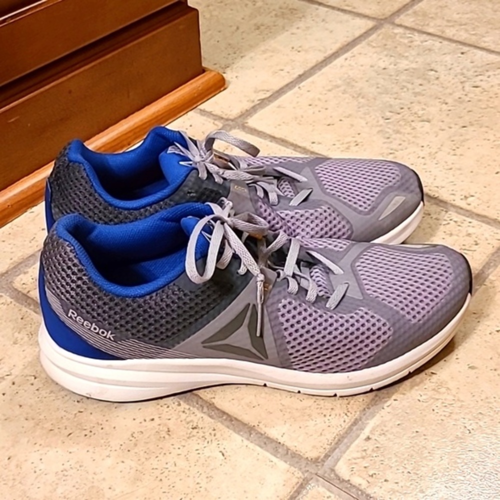 Reebok Women's Blue & Gray Sneakers 121613232 Size 10